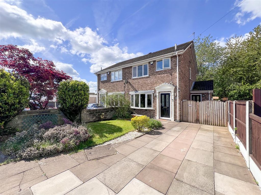 Property photo 1 of 24 Frontage