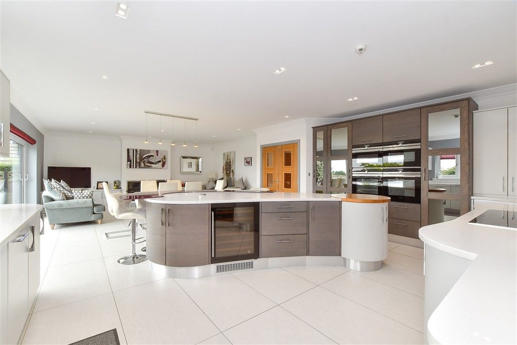 Property photo 3 of 17 Kitchen/Family Area