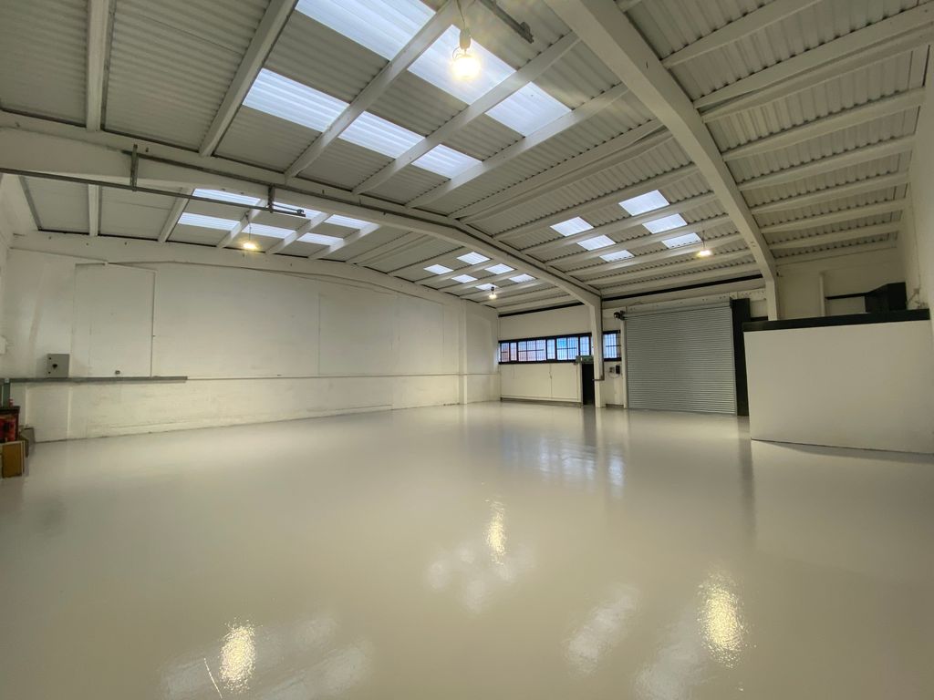 Property photo 3 of 5