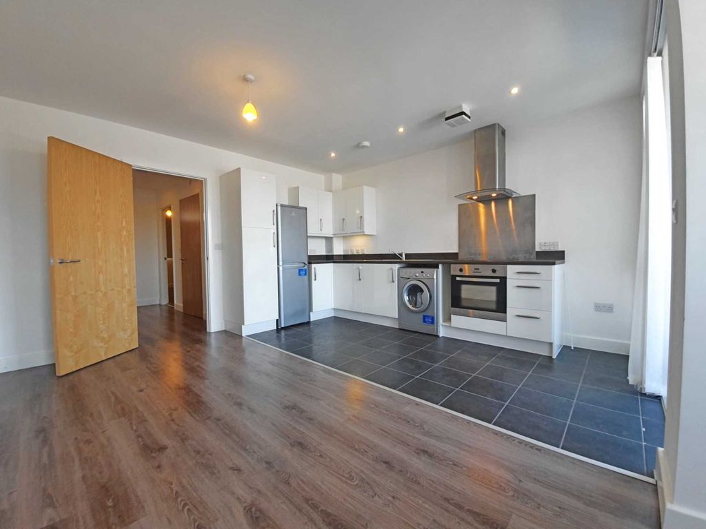 Property photo 2 of 9