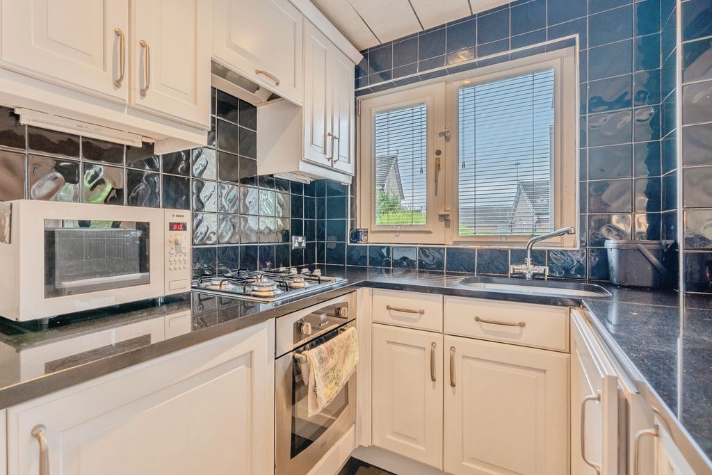 Property photo 3 of 20 Pbox-Img.Jpg