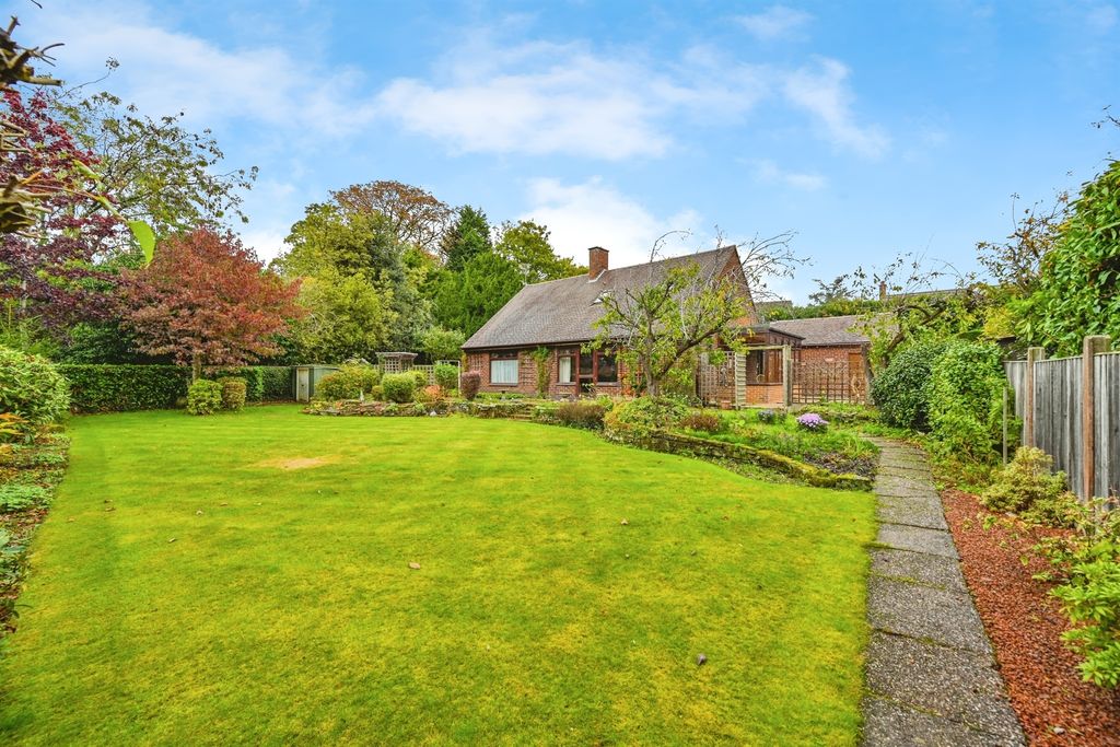 Property photo 1 of 17 Entrance Porch: