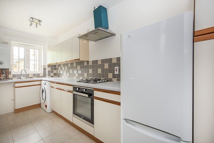 Property photo 2 of 6 15-Bodmin-Street-...