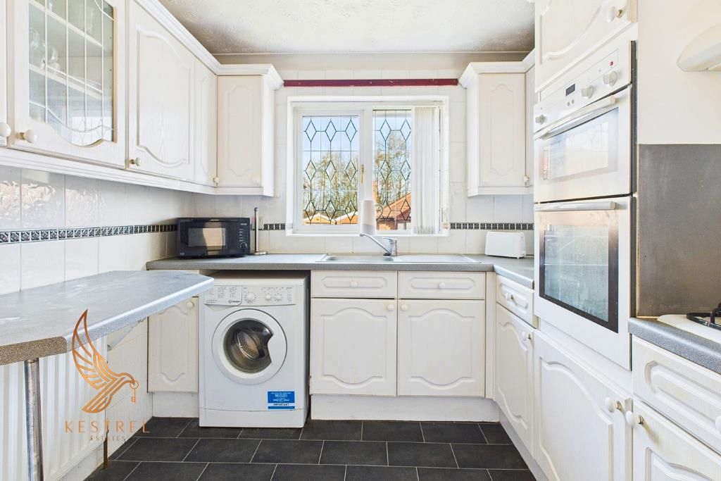 Property photo 3 of 33 22.Png