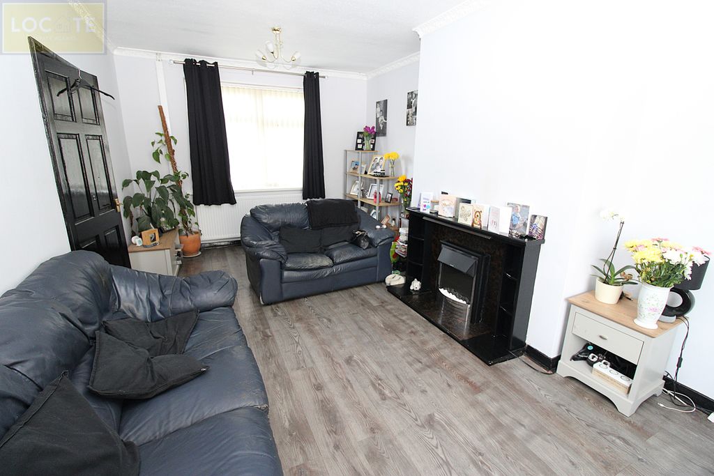 Property photo 3 of 12 Img_0286.Jpg