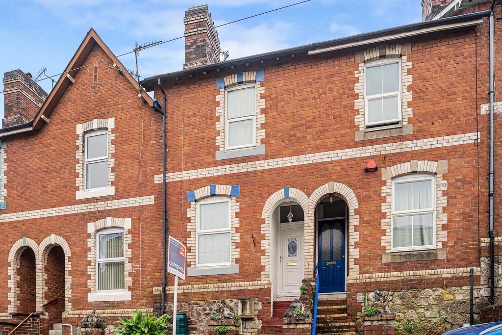 Property photo 1 of 15