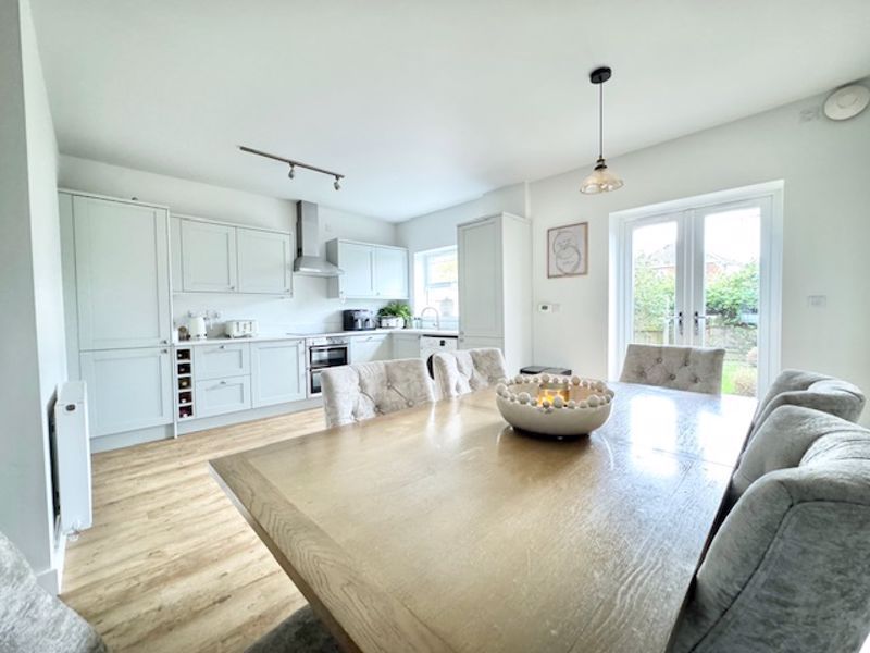 Property photo 1 of 24 Kitchen Diner