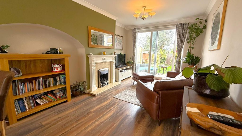 Property photo 3 of 21 14.Jpeg