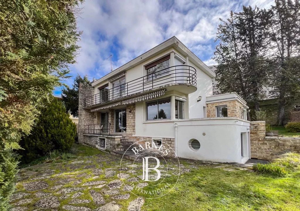 Property photo 1 of 19