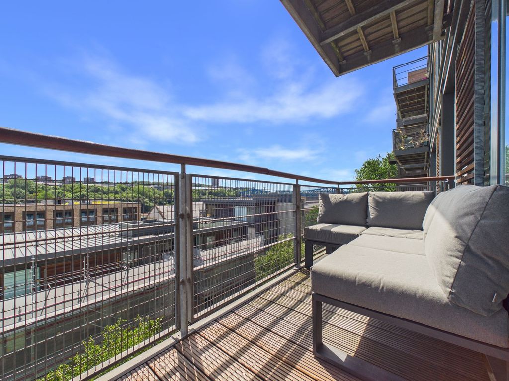 Property photo 2 of 12 Balcony