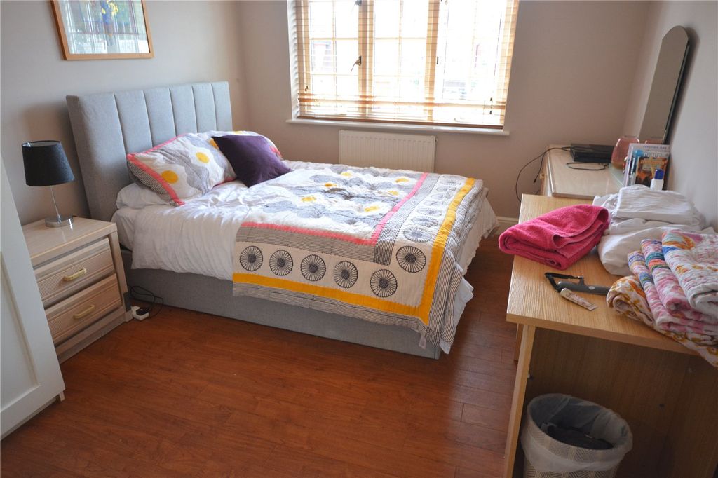 Property photo 1 of 6 Picture No. 09