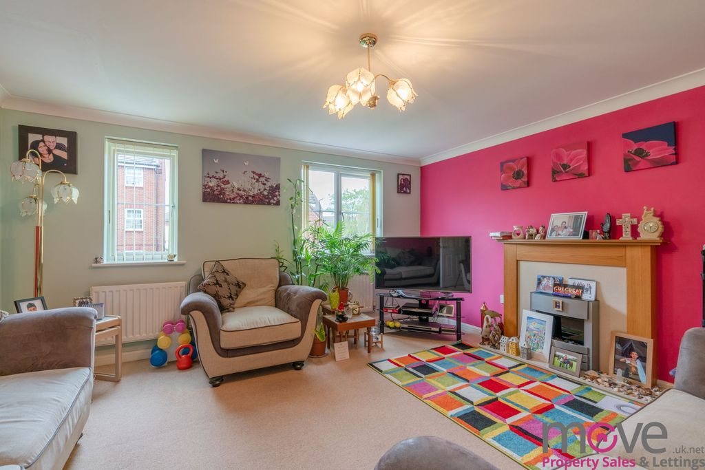 Property photo 2 of 11 Photo 6