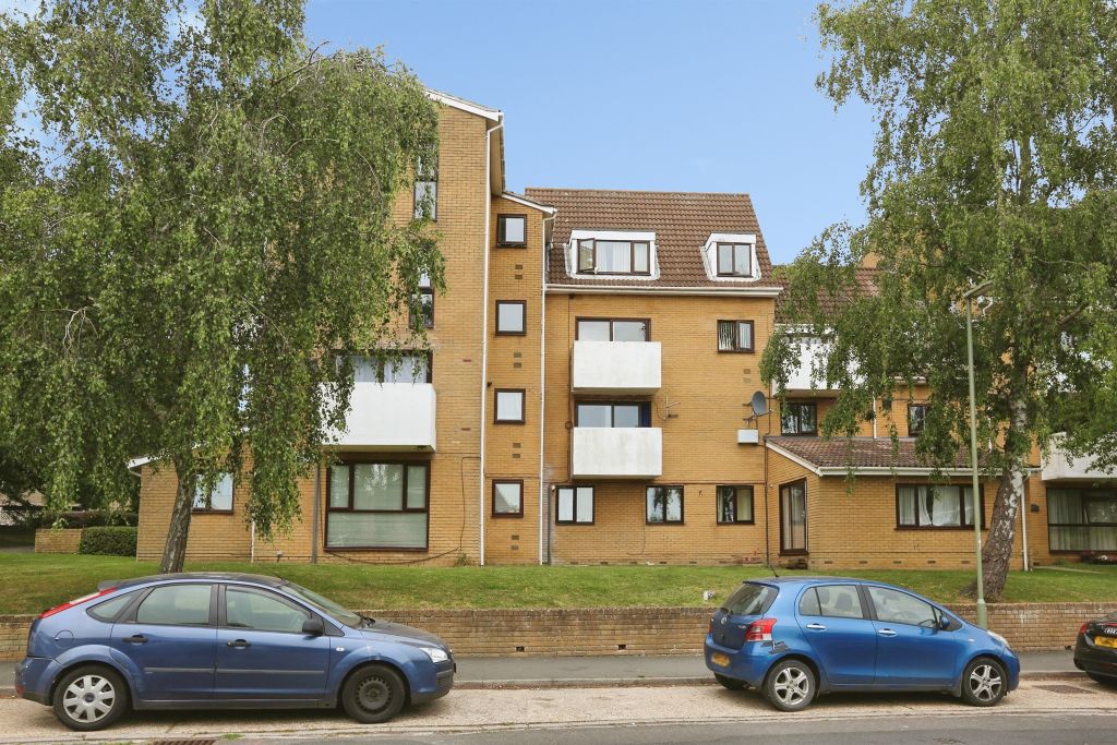 Property photo 1 of 16