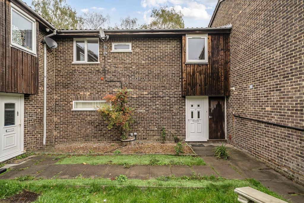 Property photo 1 of 13 Front