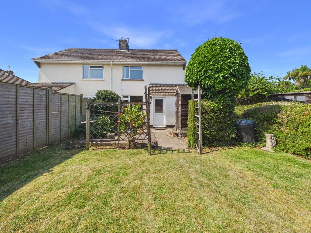 Property photo 2 of 20