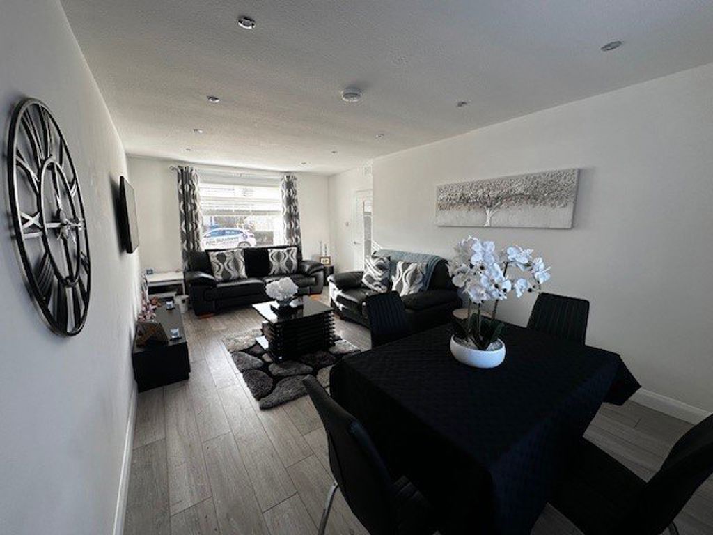 Property photo 3 of 3