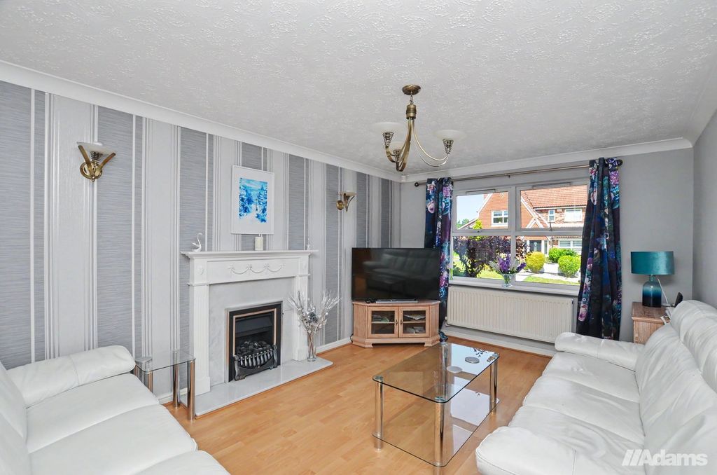Property photo 3 of 35
