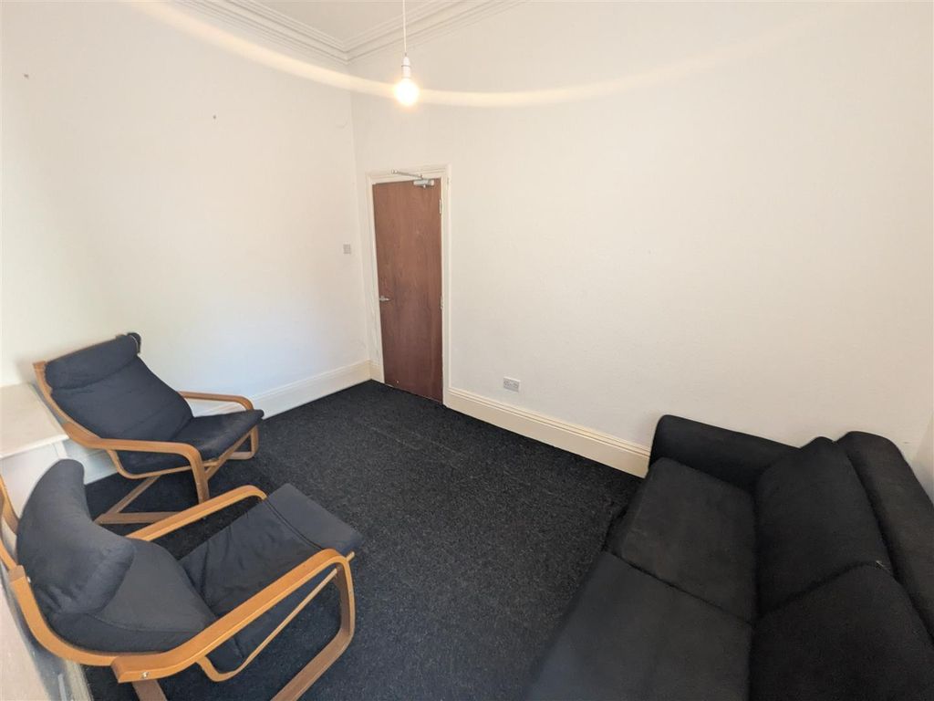 Property photo 3 of 14 Reception Room