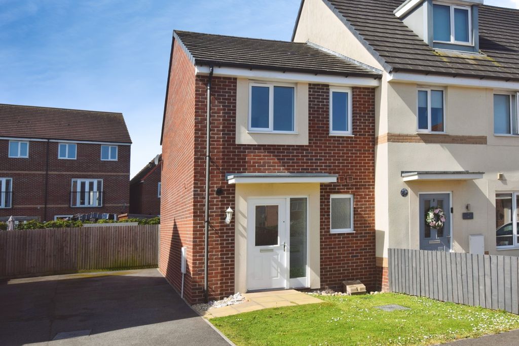 Property photo 1 of 8 New External