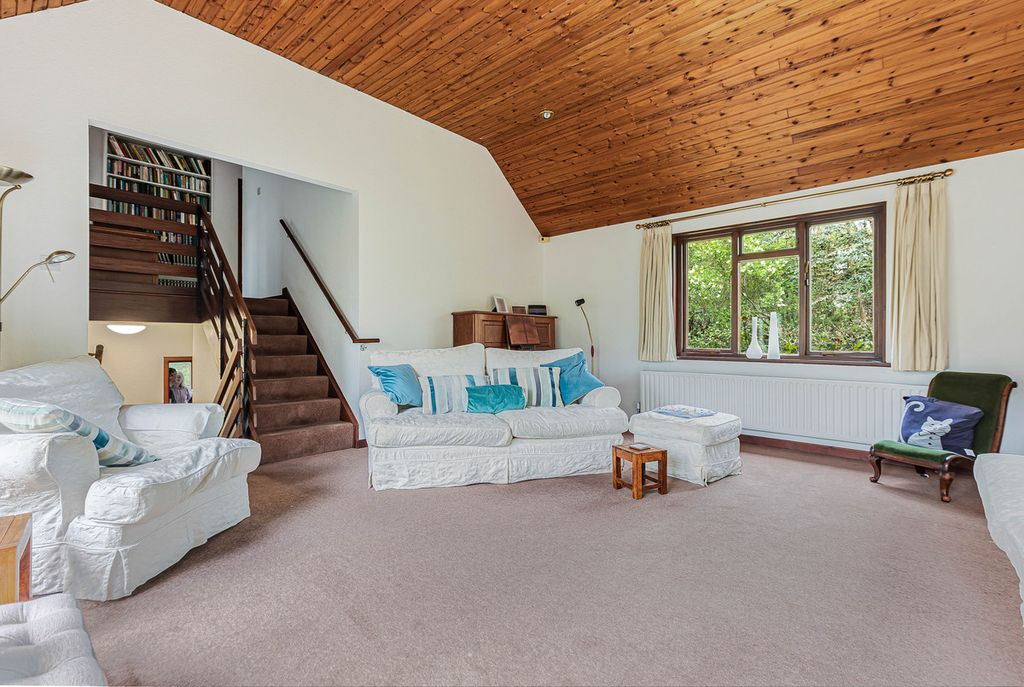 Additional image 10 of 4 bed detached house for saleCumnor Hill, Oxford OX2