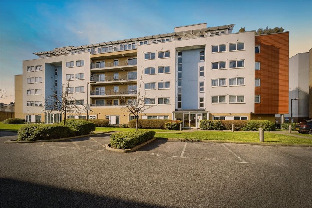 Property photo 2 of 20 Picture No. 29