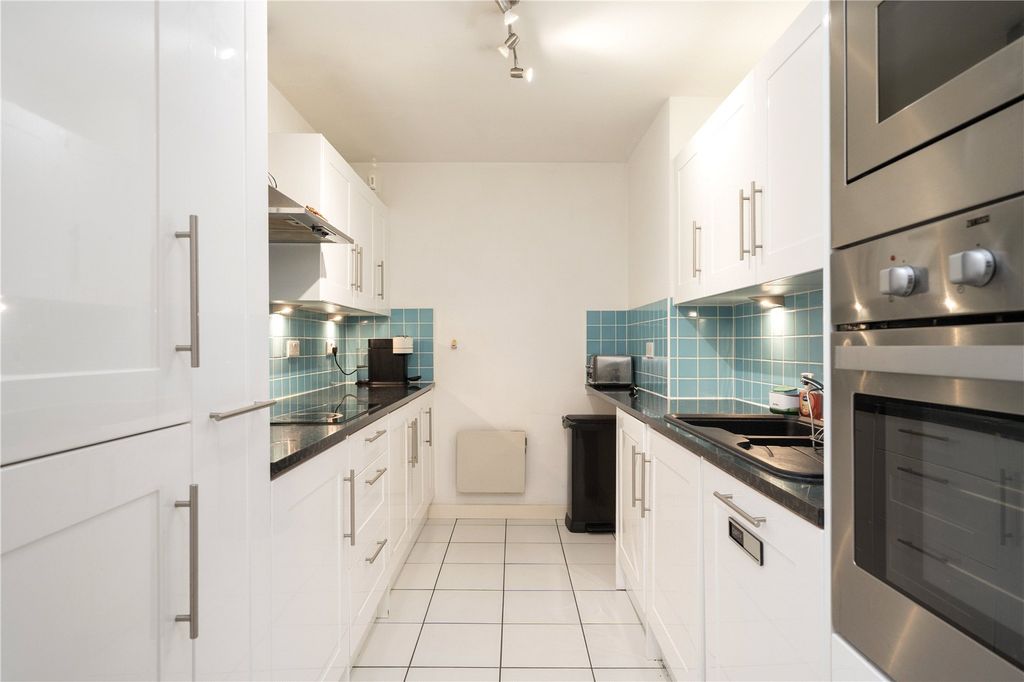 Property photo 2 of 10 Picture No. 04