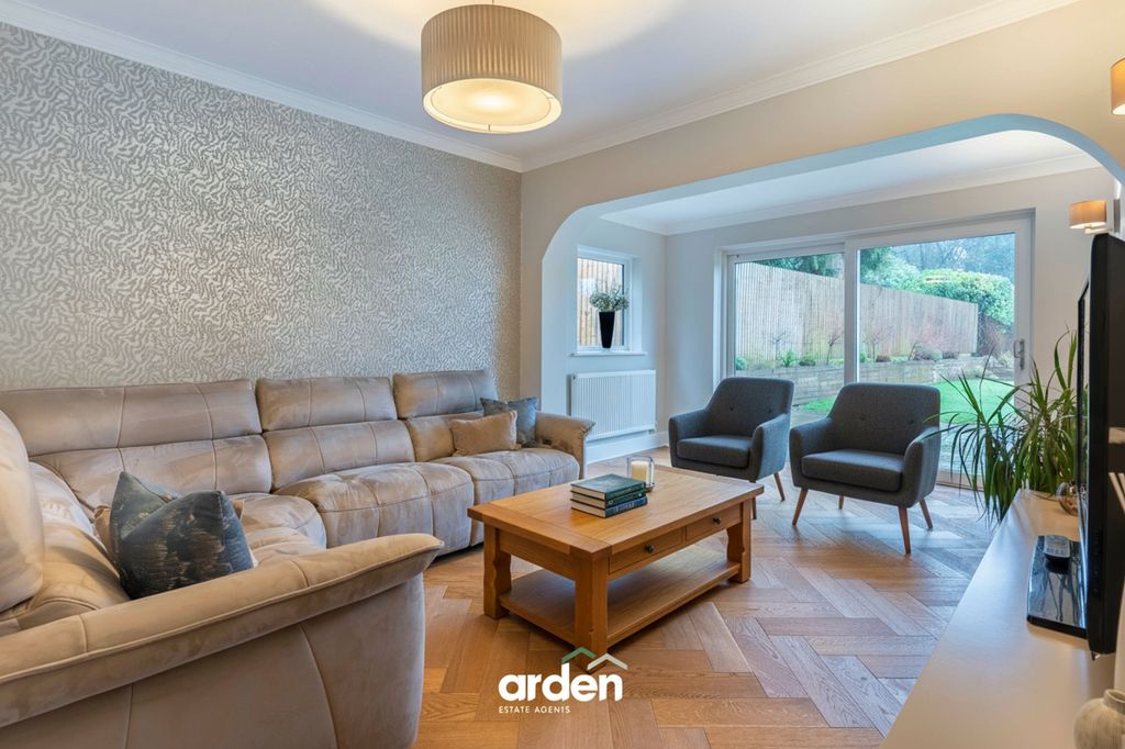 Property photo 3 of 21