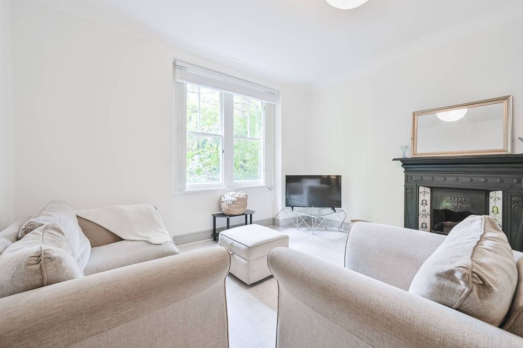 Property photo 1 of 31