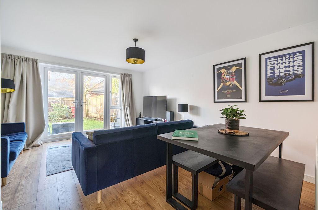 Property photo 3 of 18 1397058-5-6967805...