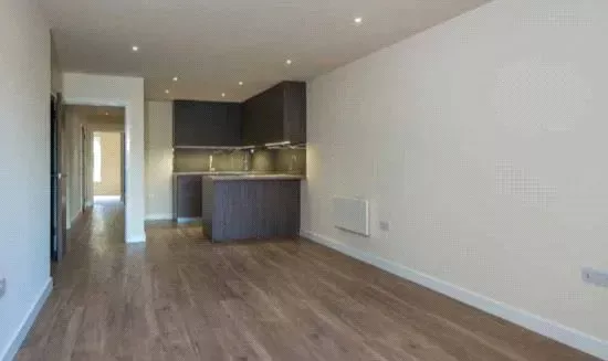 Property photo 1 of 6 2 Bedroom Flat For Sale