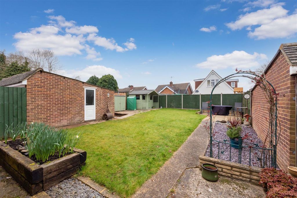 Property photo 3 of 13