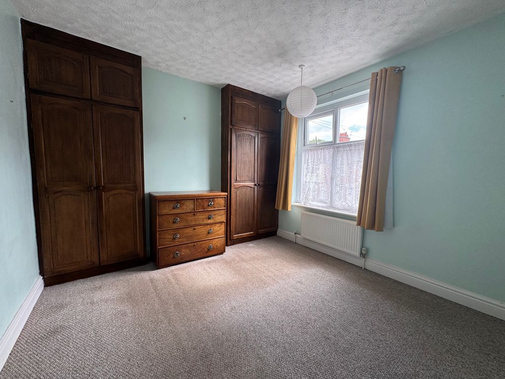 Property photo 3 of 5