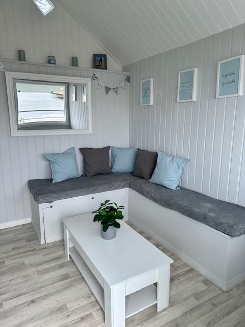 Property photo 3 of 11 Beach Hut 1.Jpg