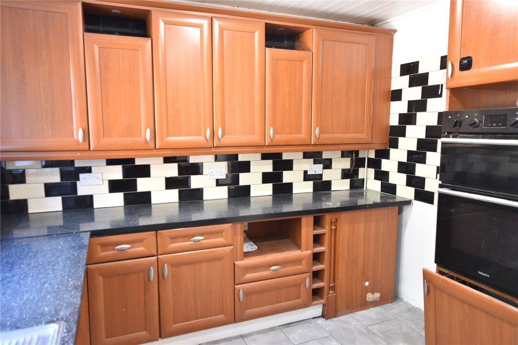 Property photo 2 of 7 Picture No. 20