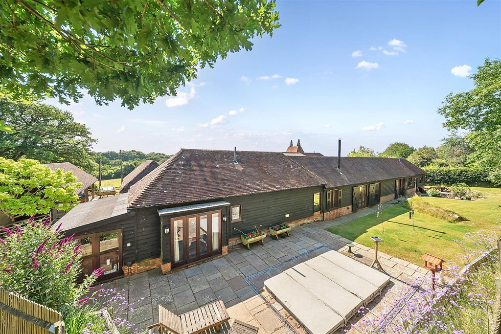 Property photo 1 of 34 5A.Jpg