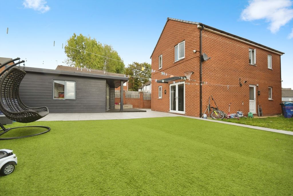 Property photo 1 of 17 Photo