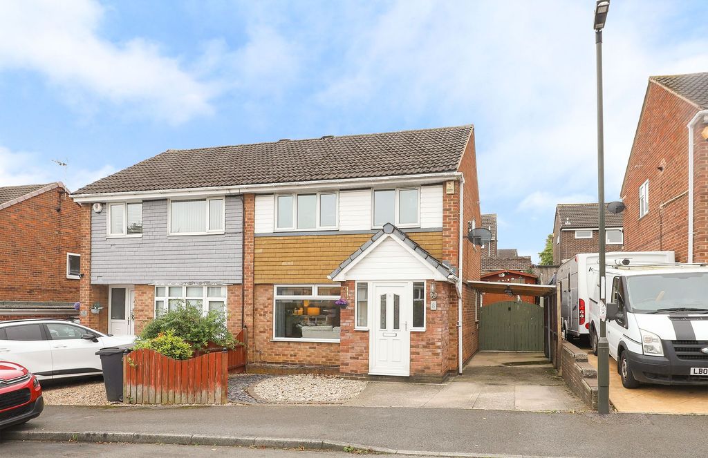 Property photo 2 of 20