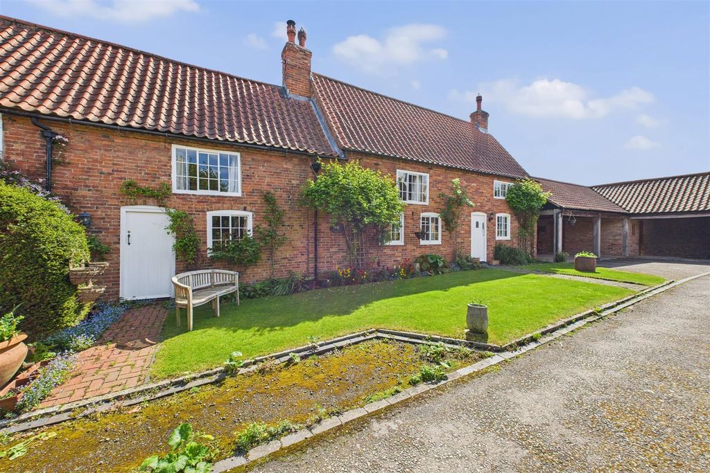 Property photo 1 of 26 Cam04235G0-Pr0042-Still002.Jpg