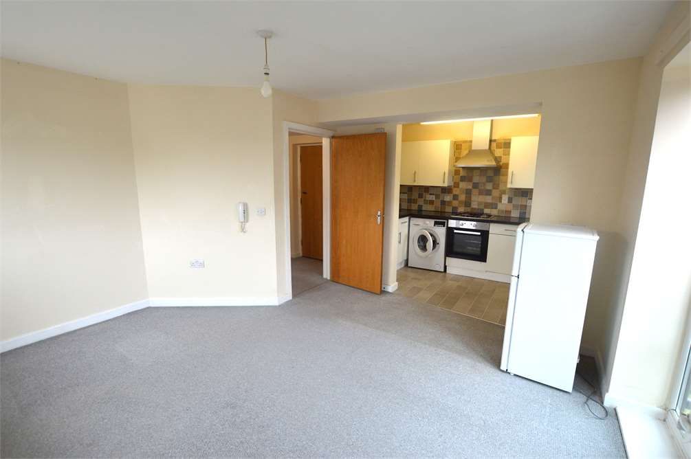 Property photo 2 of 7