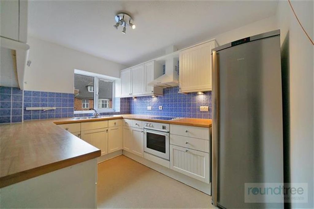 Property photo 1 of 12 (Main)