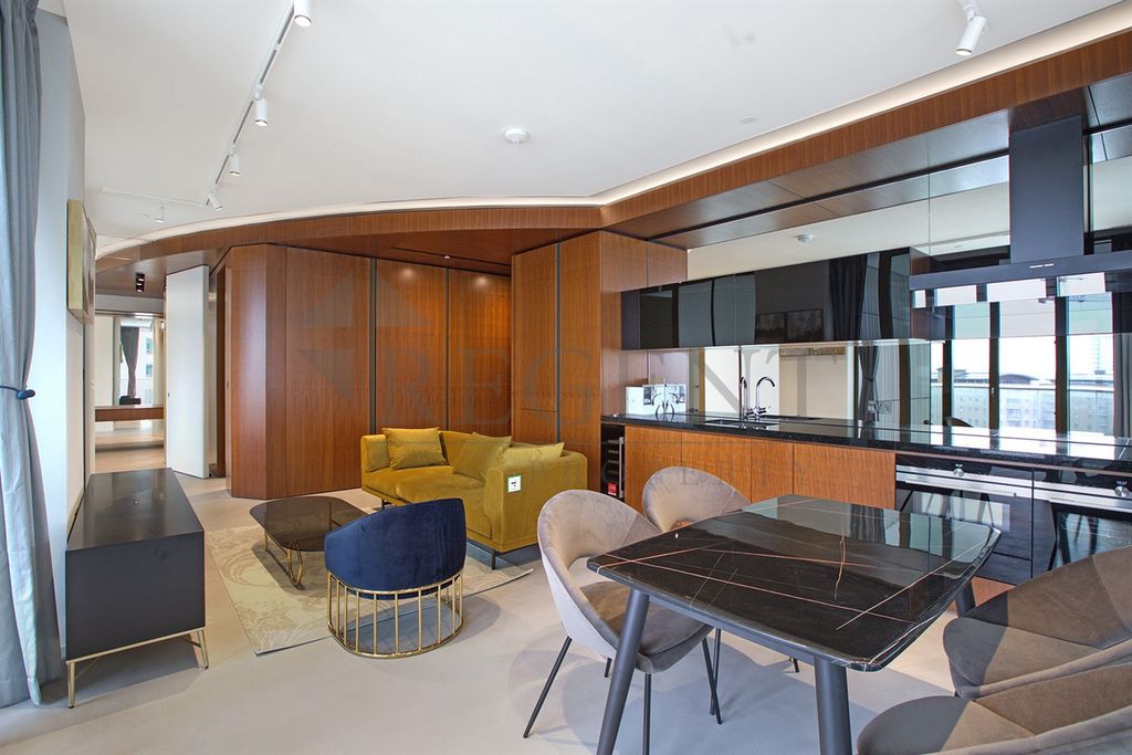 Property photo 2 of 10 Open Plan