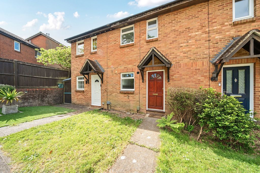 Property photo 1 of 11 1456497-1-69Fb0A4...