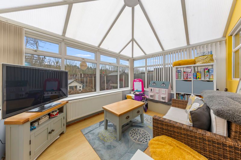 Property photo 3 of 27 Conservatory