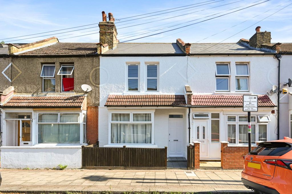 Property photo 1 of 10