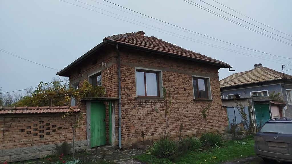 Property photo 1 of 6