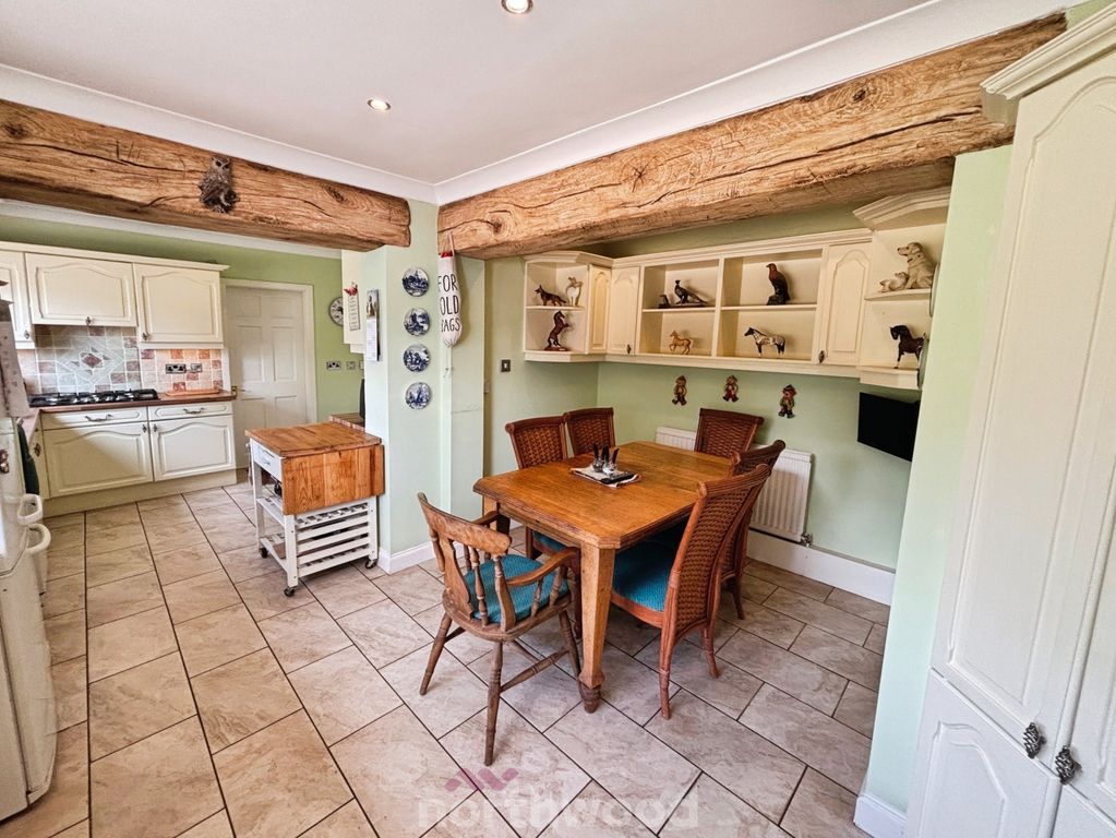 Property photo 3 of 53
