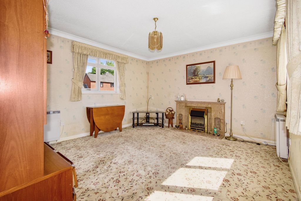 Property photo 2 of 7
