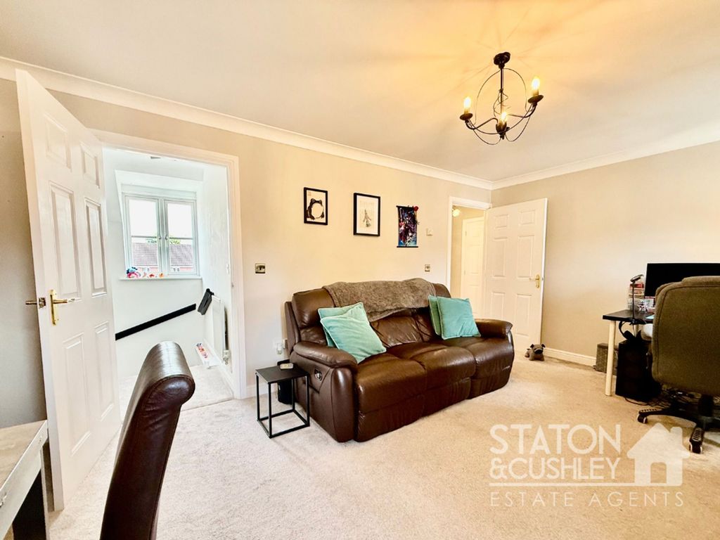 Property photo 3 of 19