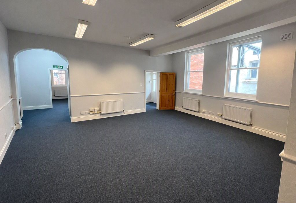 Property photo 2 of 6 Picture No. 02