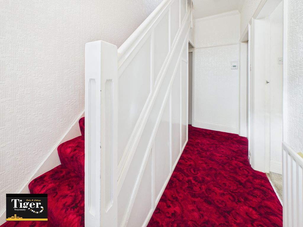 Property photo 2 of 18 Cam02176G0-Pr0826-Still001